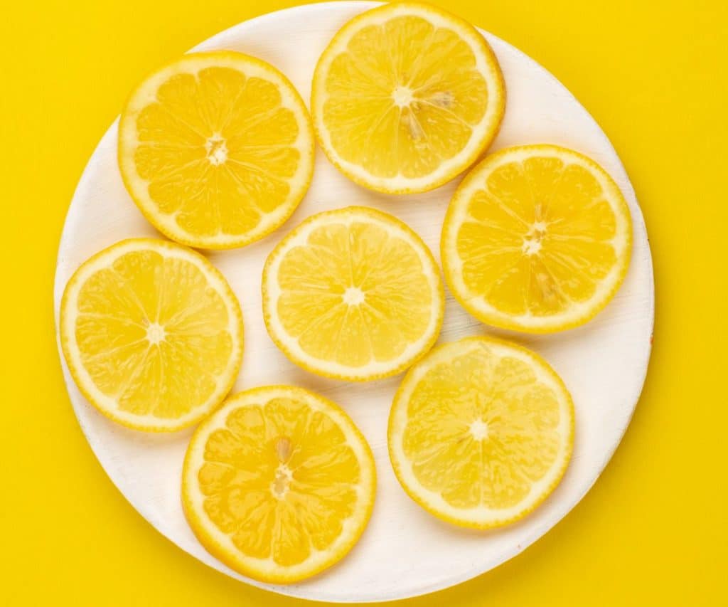 Wie taut man Zitronen auf?
